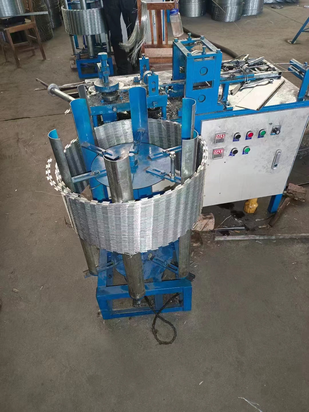 40T YANG LI Punching Razor Barbed Wire Production Line