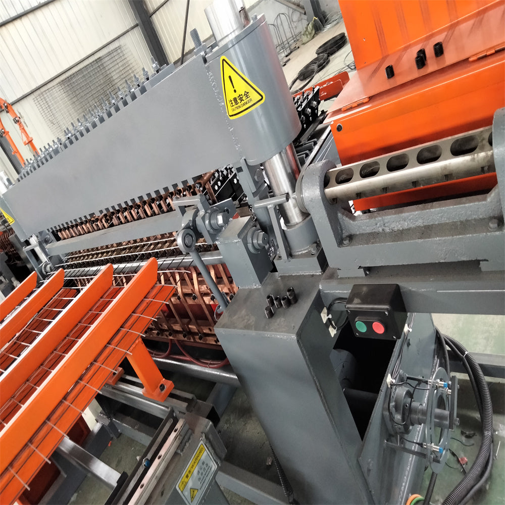Automatic Chicken Cage Wire Mesh Welding Machine