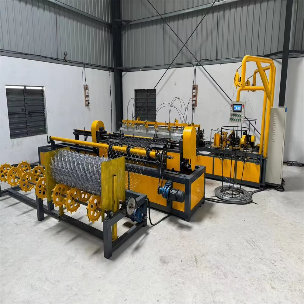Double Wire Double Mold Chain Link Fence Making Machine