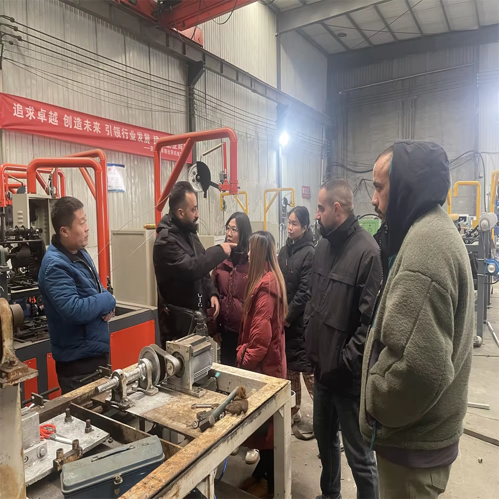 Automatic Artificial Grass Wire Fence Making Machine