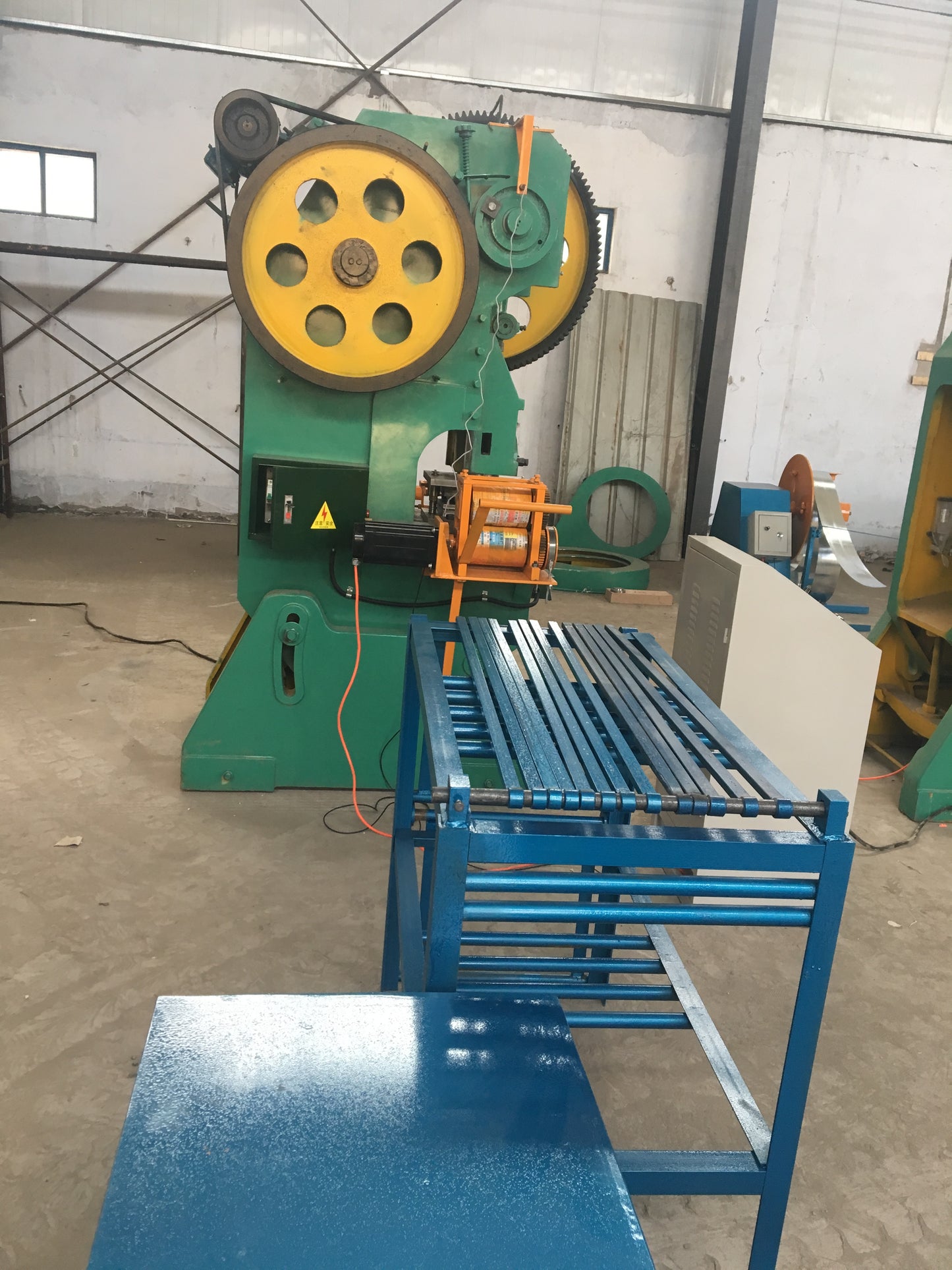 40T SHAN DONG Punching Press Automatic Concertina Razor Barbed Wire Production Line