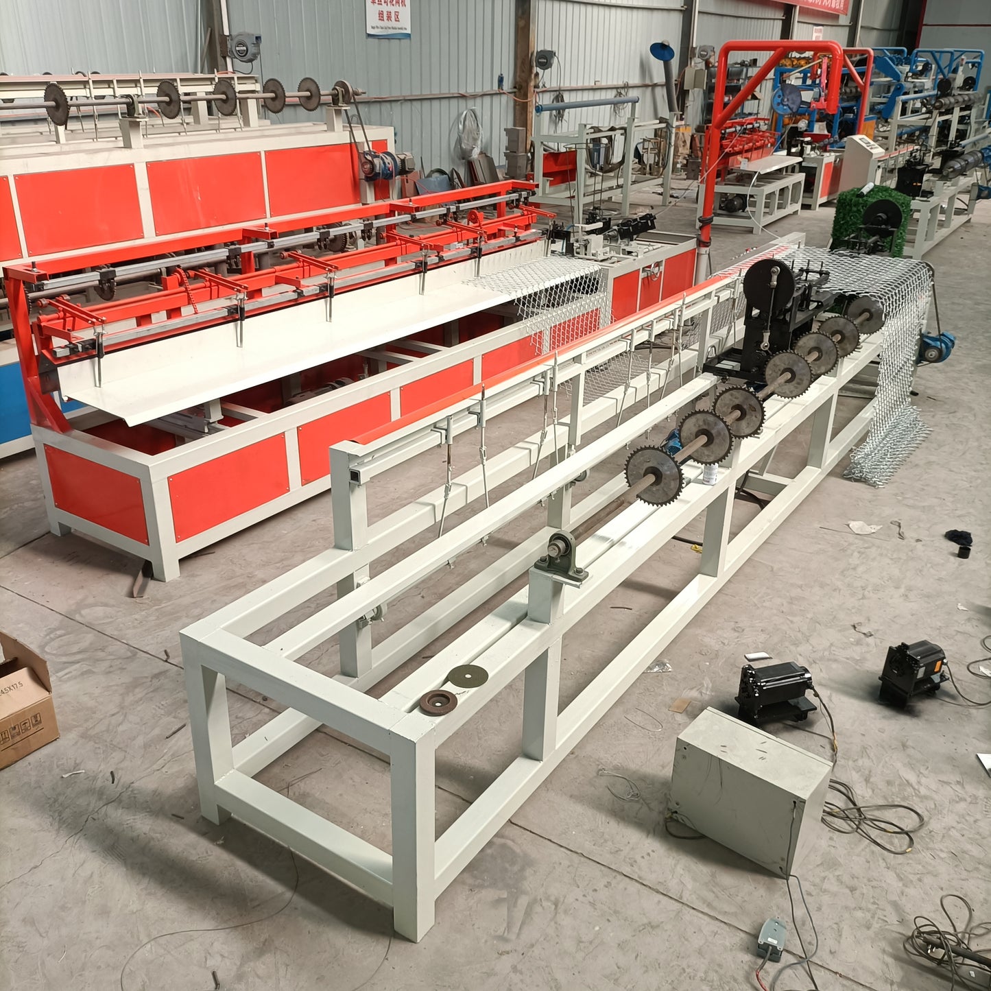 2m Width Single Wire Fully Automatic Chain link Fence Making Machine