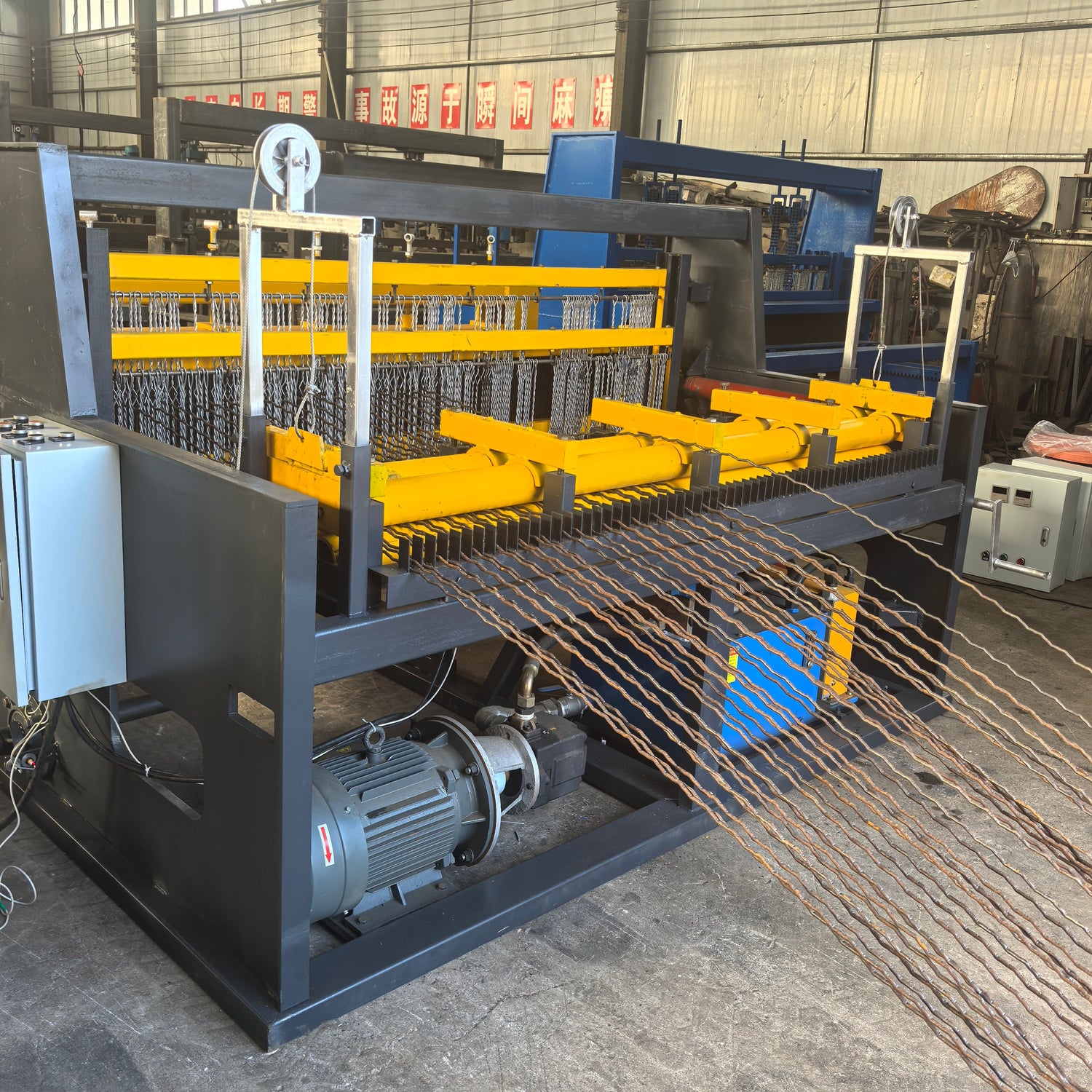 Crimped Wire Mesh Machine
