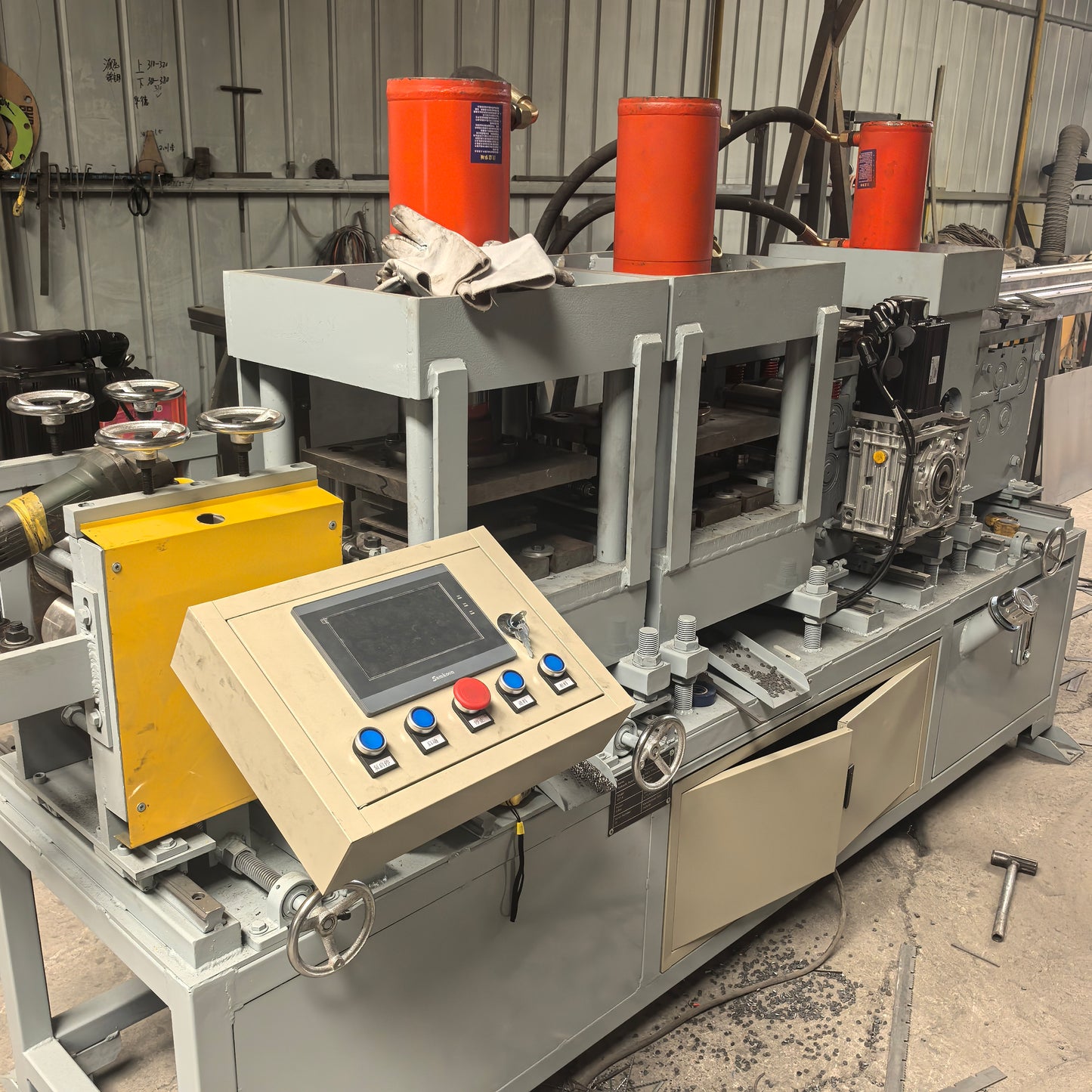 Hydraulic Steel Grating Bar Punching Machine