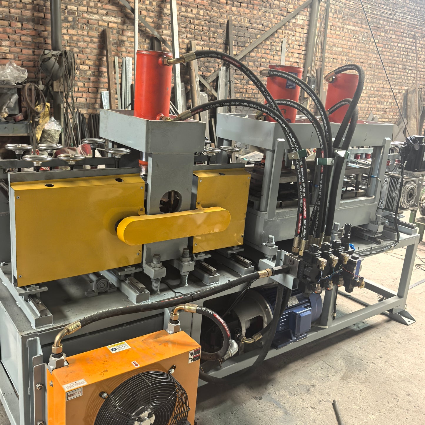 Hydraulic Steel Grating Bar Punching Machine