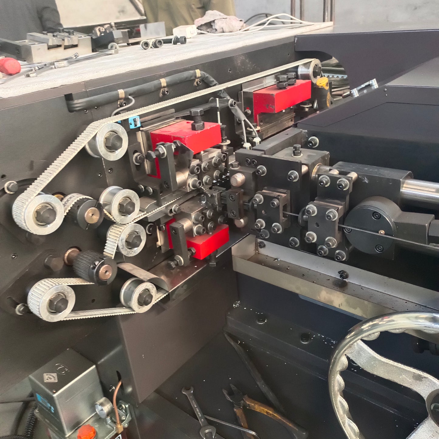 High Speed Nail Making Machine