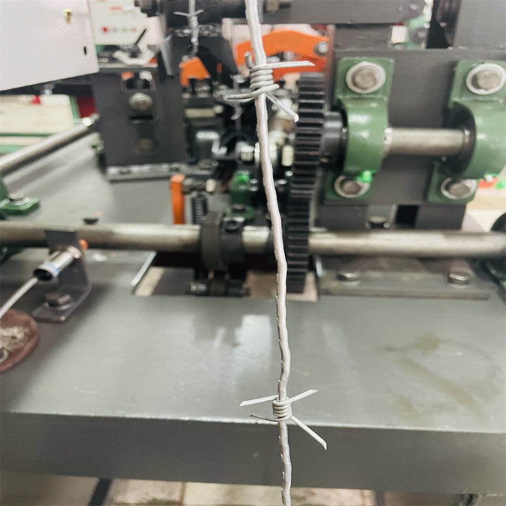 CS-B Single Twisted Barbed Wire Making Machine